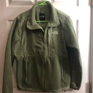 Women’s north face jacket size large